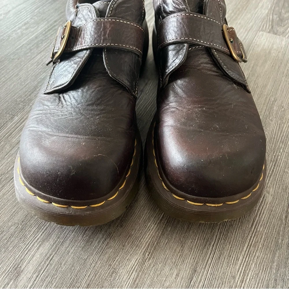 Doc Marten Women's 10/ Men's 9 Leather Shoes - Picture 5 of 10